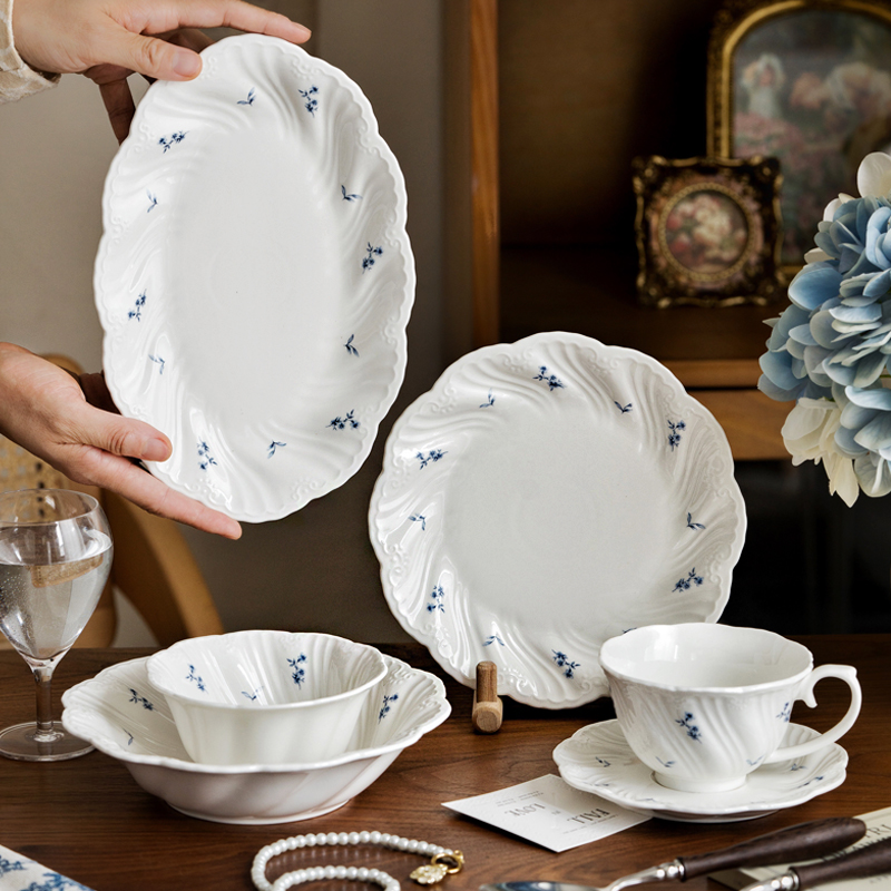 Ceramic Trinket Dish - طبق سيراميك أزرق زهري فنجان قهوة