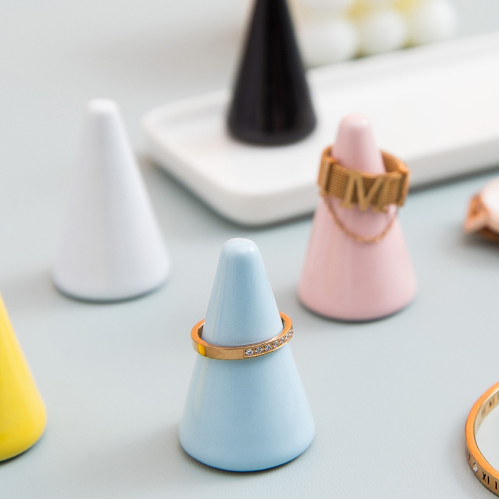 Ceramic Trinket Dish - حامل عرض مجوهرات للحلقات ، صينية