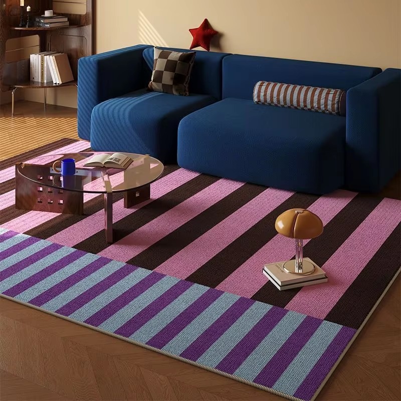 سجادة أرضية مخططة بألوان الدوب - مراجعة Home Decor Dopamine وسعره